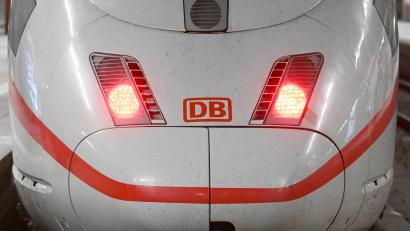 Bild: Felix Hörhager/dpa
Der Mann ist 80 Meter innerhalb des Tunnels entdeckt worden. (Symbolbild)