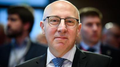 Bild: Bernd von Jutrczenka/dpa
Sinan Selen ist seit Oktober Präsident des Bundesamtes für Verfassungsschutz, dessen Vizepräsident er zuvor mehr als sechs Jahre lang war. (Archivbild)