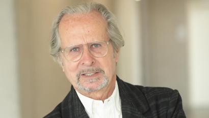 Bild: Nils Menrad/exb
Fürs "Tinte&Terz"-Saisonfinale hat sich Nora Gomringer den Radio-Mann und Schriftsteller Stephan Krass eingeladen.