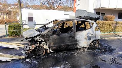 Bild: jma
Der Wagen war als solcher nicht mehr zu erkennen.