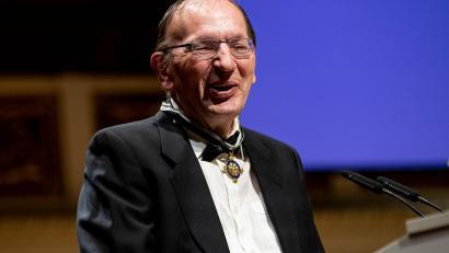 Bild: Fabian Sommer/dpa
Der Mathematiker Gerd Faltings wird als erster Deutscher mit dem Abelpreis ausgezeichnet (Archivbild).