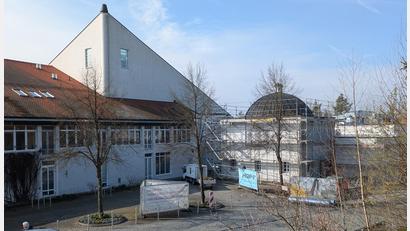 Bild: Paul Zrenner
Voraussichtlich im September ist die Generalsanierung und Erweiterung des orientalischen Badetempels im Kurmittelhaus Sibyllenbad auf der Zielgeraden. Die Baumaßnahme beeinträchtigte 2025 die Gästezahlen.