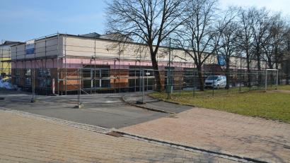 Bild: ak
Allein der Bau der Offenen Ganztagsschule verschlingt 9.700.000 Euro.