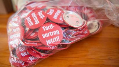 Bild: Gregor Fischer/dpa
Die Gewerkschaften kämpfen für mehr Tarifverträge in Deutschland (Symbolbild))