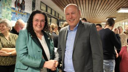 Bild: prh
Tina Zeitler (CSU) und Markus Preisinger (Wählergemeinschaft „Jetzt bereit für eigene und neue Wege“ ) gehen in zwei Wochen in die Stichwahl um das Bürgermeisteramt der Marktgemeinde Plößberg.