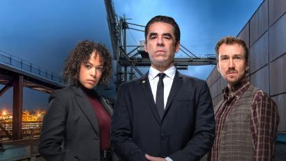 Bild: Boris Laewen/ARD Degeto Film/dpa
Am Samstag ist eine neue Folge der "Beschützer" zu sehen.