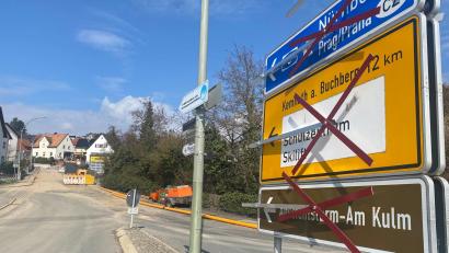 Bild: jua
Die Diepoldstraße (SAD 28) in Nabburg ist aktuell ab der Abzweigung von der Regensburger Straße wegen Bauarbeiten gesperrt.
