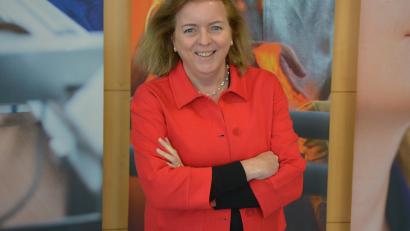 Bild: jr
Die 54-jährige Astrid Enderl ist neue Personalchefin der Schott AG am Standort in Mitterteich. Die gebürtige Regensburgerin ist seit 1. August vergangenen Jahres verantwortlich für 1.200 Mitarbeiter.