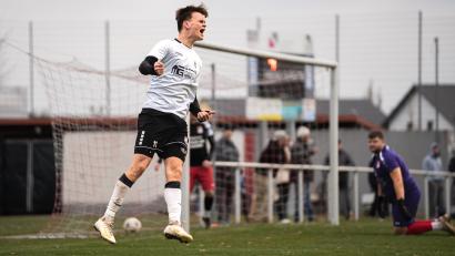 Bild: Hannah Dirscherl
Torjubel von Michael Rumpler: Die Fotogalerie zum Duell SV Inter Bergsteig vs. Sportfreunde Upo