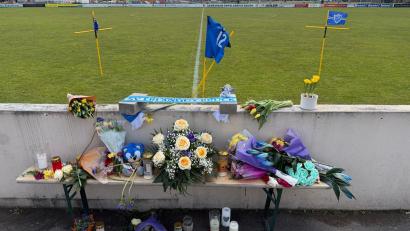 Bild: Sven Grundmann/News5/dpa
In Erlangen ist ein Fußballtor auf einen Jungen gestürzt.