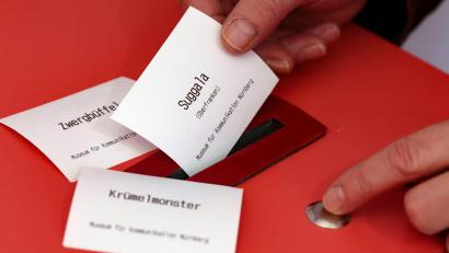 Bild: Daniel Löb/dpa
Eine Ausstellung über Schimpfwörter war im Nürnberger Museum für Kommunikation zu sehen. Und ist ab Herbst auch in Hof zu Gast - vorher sucht das Museum regionale Flüche. (Archivbild)