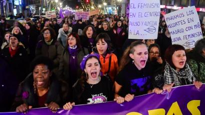 Bild: Richard Zubelzu/ZUMA Press Wire/dpa
In Spanien gibt es nicht nur Gesetze zum Schutz der Frauen, sondern auch gesellschaftliches Bewusstsein. (Archivbild)