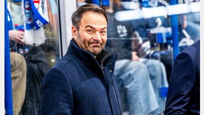 Bild: Elke Englmaier
Sebastian Buchwieser soll zur nächsten Saison neuer Trainer beim ESV Kaufbeuren werden, dem kommenden Gegner der Blue Devils Weiden