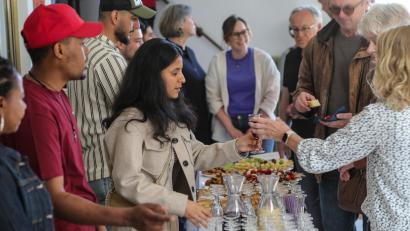 Archivbild: Wolfgang Steinbacher
Bei der Interkulturellen Filmnacht kommen nicht nur Menschen aus vielen unterschiedlichen Ländern zusammen, sondern es gibt auch immer leckeres Essen.