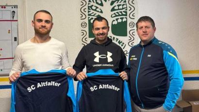 Bild: SC Altfalter
Tobias Grabinger (links) wird neuer Spielertrainer beim SC Altfalter. Assisieren wird im Manuel Grabinger (Mitte).