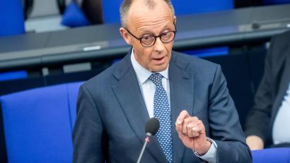 Bild: Michael Kappeler/dpa
Beim Thema Gewalt gegen Frauen geht es in der Regierungsbefragungn im Bundestag hoch her.