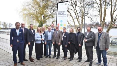 Bild: Karl-Josef Hildenbrand/dpa
Die Verkehrsministerkonferenz will weitergehende Maßnahmen gegen den Anstieg der Spritpreise.