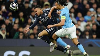 Bild: Martin Rickett/PA Wire/dpa
In Manchester durfte Mbappé wieder auf Torejagd gehen. (Archivbild)