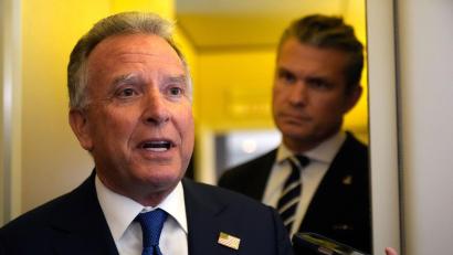 Bild: Mark Schiefelbein/AP/dpa
Der US-Sondergesandte Witkoff hat einen 15-Punkte-Plan bestätigt.(Archivbild)