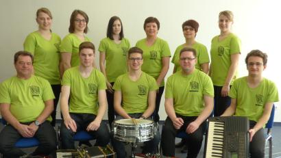 Bild: Jürgen Eckert/exb
Das Akkordeonorchester und das Steirische-Harmonika-Ensemble der Musikschule Neustadt/WN geben ein Konzert mit einem bunten Programm auf der Burg Wernberg.