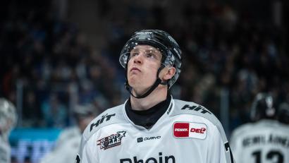 Bild: Silas Stein/dpa
Nate Schnarr traf beim Kölner Erfolg gegen Schwenningen doppelt. (Archivbild)