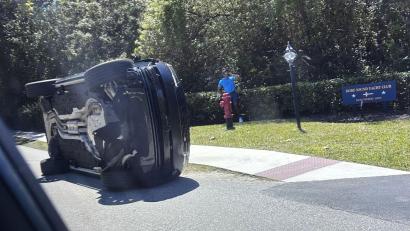 Bild: Jason Oteri/AP/dpa
Tiger Woods wurde in Jupiter Island in einen Autounfall verwickelt.