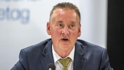 Bild: Armin Weigel/dpa
Der Fürther SPD-Oberbürgermeister Thomas Jung ist nach seinem 72-Prozent-Erfolg bei der jüngsten bayerischen Kommunalwahl ein gefragter Mann. (Archivbild)