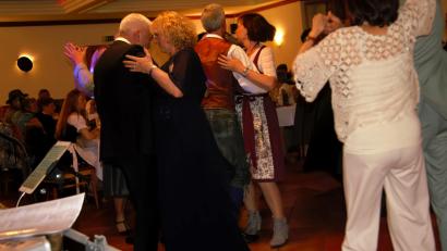 Bild: Marlin Nixdorf
Am Samstagabend tanzten Gäste ausgelassen auf dem Jägerball der Kreisgruppe Amberg.