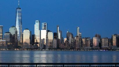 Bild: Mark Lennihan/AP/dpa
Die Skyline von Manhattan. (Archivbild)