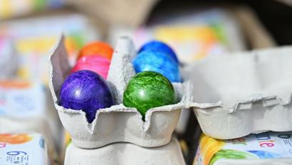 Bild: Jennifer Brückner/dpa
Vor Ostern sind in Deutschland die Eier knapp. (Symbolbild)