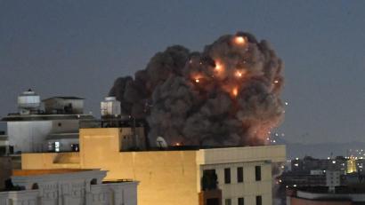 Bild: Shadati/XinHua/dpa
Teheran bleibt weiter unter Beschuss der israelischen und US-Streitkräfte.