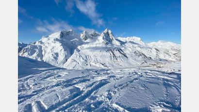 Bild: Stefanie Paul/dpa
Am Arlberg in Österreich sind binnen 24 Stunden bis zu 60 Zentimeter Schnee gefallen. (Archivfoto)