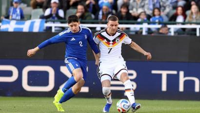 Bild: Yorgos Karahalis/dpa
Traf erstmals für die deutsche U21: Said El Mala (r).