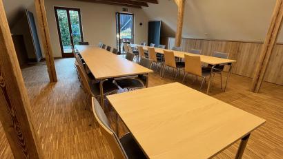 Bild: wel
Der Raum im Dachgeschoss des Cafes "KaffeeZeit" wird zum Trauraum gewidmet