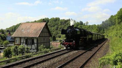 Symbolbild: Reinhold Buchner
Im Bäderdreieck ist am Karfreitag ein Dampfzug unterwegs