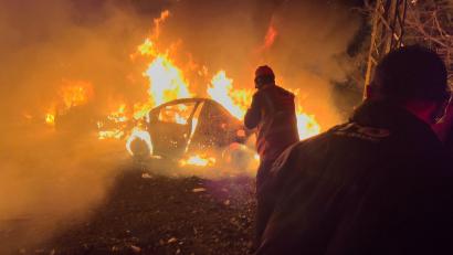 Bild: Hussein Malla/AP/dpa
Israels Luftwaffe greift erneut in Beirut an.