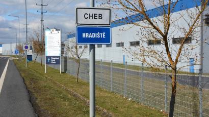 Bild: jr
Die Zufahrt zum bestehenden Industriepark im Osten von Cheb. Schon bald wird das Industriegebiet noch deutlich anwachsen.