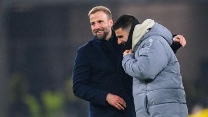 Bild: Tom Weller/dpa
Für VfB-Trainer Hoeneß (l) ist sein Stürmer Undav ein Unterschiedsspieler. (Archivbild)
