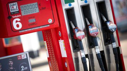 Bild: Philip Dulian/dpa
Autofahrer können auf Entlastungen hoffen. (Archivbild)