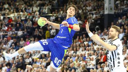 Bild: Michael Hundt/dpa
Wechselt im Sommer zum THW Kiel: Julian Köster. (Archivbild)