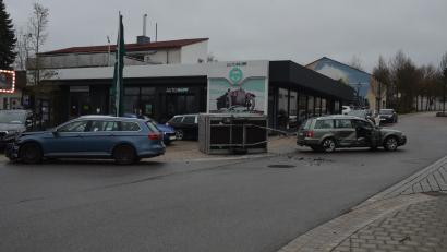 Bild: Elisabeth Dobmayer
Der entstandene Sachschaden durch den Unfall in Vohenstrauß wird von der Polizei auf rund 20.000 Euro geschätzt.