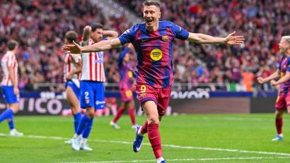 Bild: Oscar Manuel Sanchez/ZUMA Press Wire/dpa
Robert Lewandowski traf mit der Schulter zum Sieg des FC Barcelona.