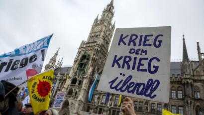 Bild: Stefan Puchner//dpa
Der Karsamstag war in Bayern der Haupttag der Ostermärsche.