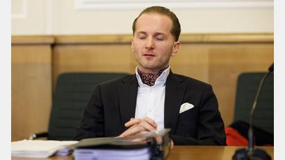 Bild: Friso Gentsch/dpa
Nach der Verbüßung einer Freiheitsstrafe unter anderem wegen bandenmäßigen Betrugs kommt Hendrik Holt in einer ARD-Dokumentation zu Wort. (Archivfoto)