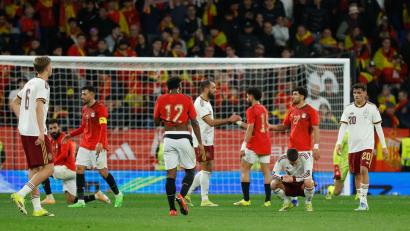 Bild: Joan Monfort/AP/dpa
Das Freundschaftsspiel zwischen Spanien und Ägypten wurde von antimuslimischen Gesängen überschattet. (Archivbild)