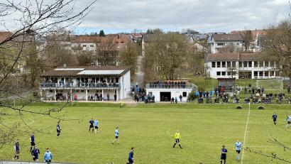Bild: gri
Das "Mühlerlhof-Stadion" in seiner ganzen Pracht. Als der FV Vilseck zu Gast war, wurde Premiere für den neuen Namen des Sportgeländes gefeiert.