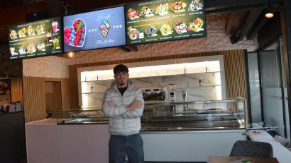 Bild: dob
Der 19-jährige Andrei ist mit Café und Eisdiele voll durchgestartet.