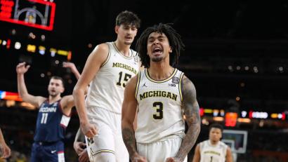 Bild: Michael Conroy/AP/dpa
Cadeau (rechts) machte ein starkes Spiel im Finale.