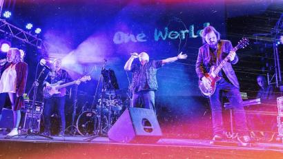 Bild: Beyond/exb
Die Band Beyond spielt eine Hommage an die legendäre Musik von Pink Floyd.