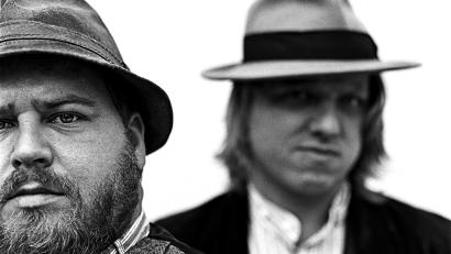 Bild: Martin Waldbauer/exb
Tom & Basti präsentieren ihren Waidler-Humor in Tirschenreuth.